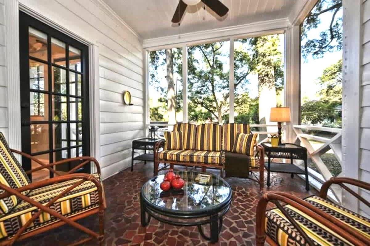 Relax Or Entertain In Luxurious 2br With Patio Charlotte
